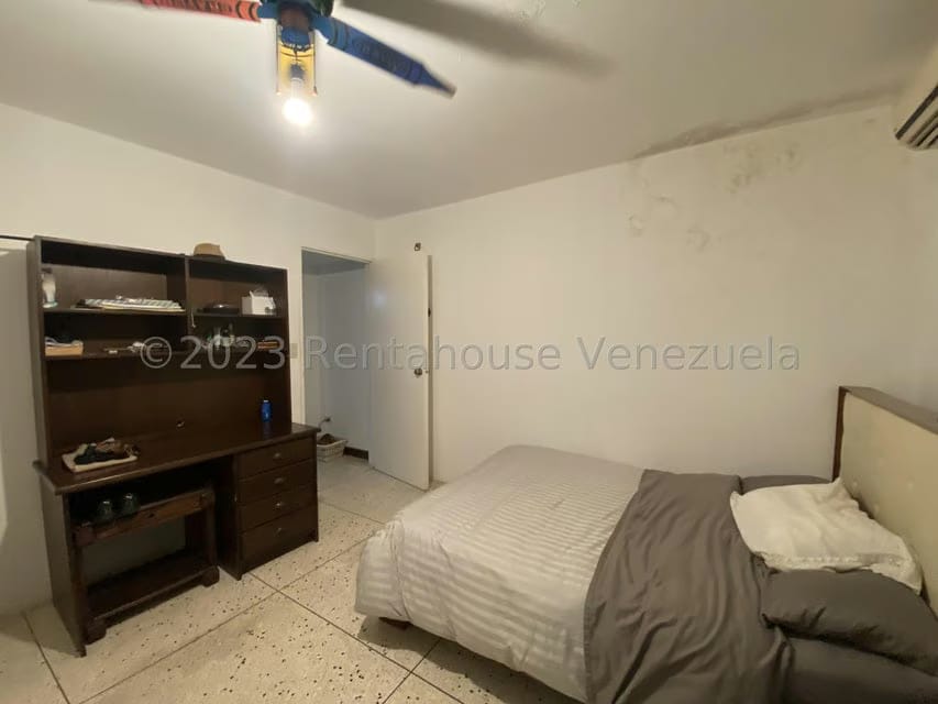 Casa (Duplex) en Venta en Chuao, Distrito Metropolitano - 23