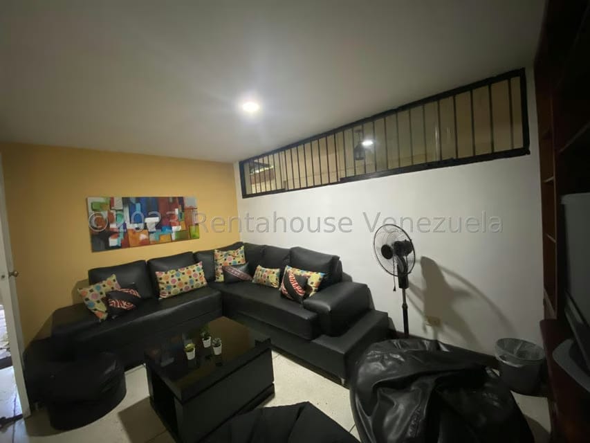 Casa (Duplex) en Venta en Chuao, Distrito Metropolitano - 25