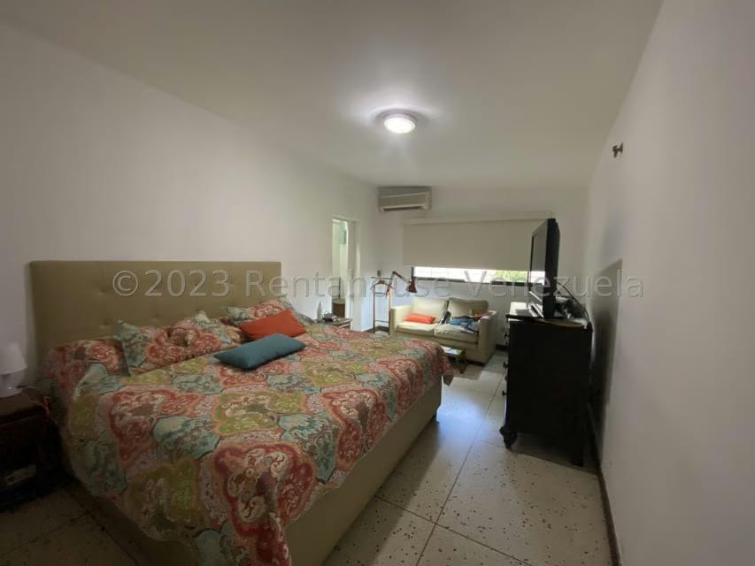 Casa (Duplex) en Venta en Chuao, Distrito Metropolitano - 26