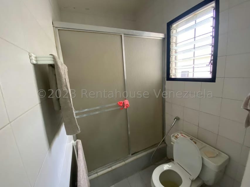 Casa (Duplex) en Venta en Chuao, Distrito Metropolitano - 30