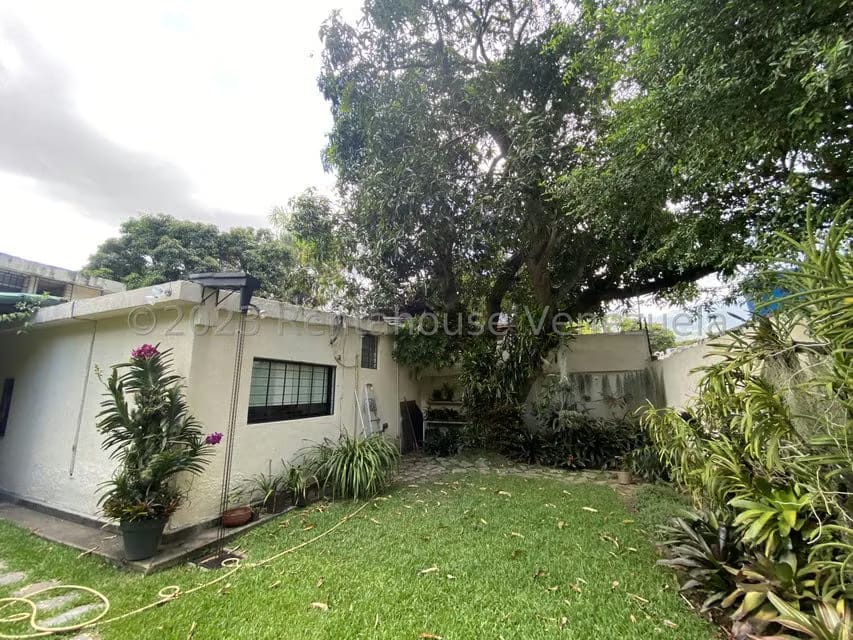 Casa (Duplex) en Venta en Chuao, Distrito Metropolitano - 34