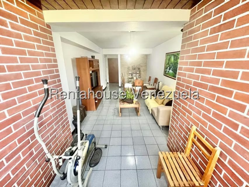 Apartamento (1 Nivel) en Alquiler en Valle Abajo, Distrito Metropolitano - 11