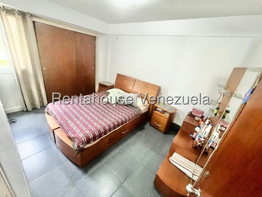 Apartamento (1 Nivel) en Alquiler en Valle Abajo, Distrito Metropolitano - 18