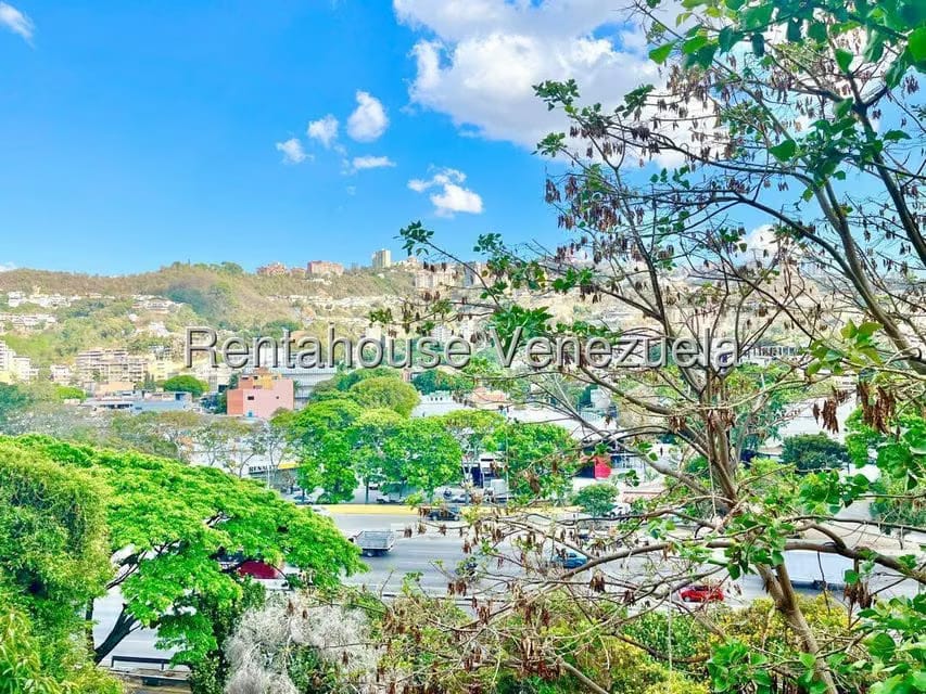 Apartamento (1 Nivel) en Alquiler en Valle Abajo, Distrito Metropolitano - 26