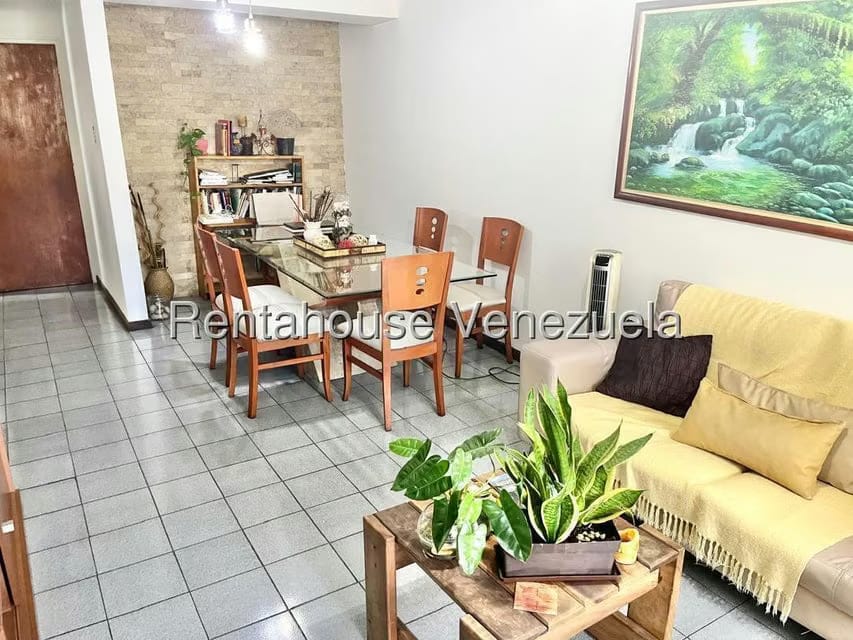 Apartamento (1 Nivel) en Alquiler en Valle Abajo, Distrito Metropolitano - 4