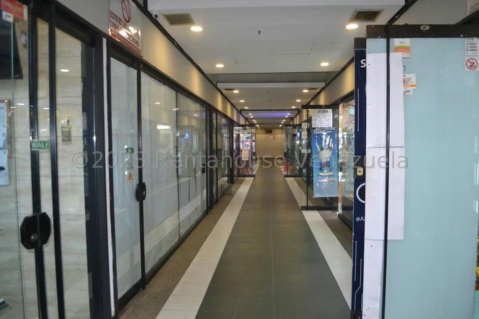 Comercial (Local Comercial) en Alquiler en Chacaito, Distrito Metropolitano - 9
