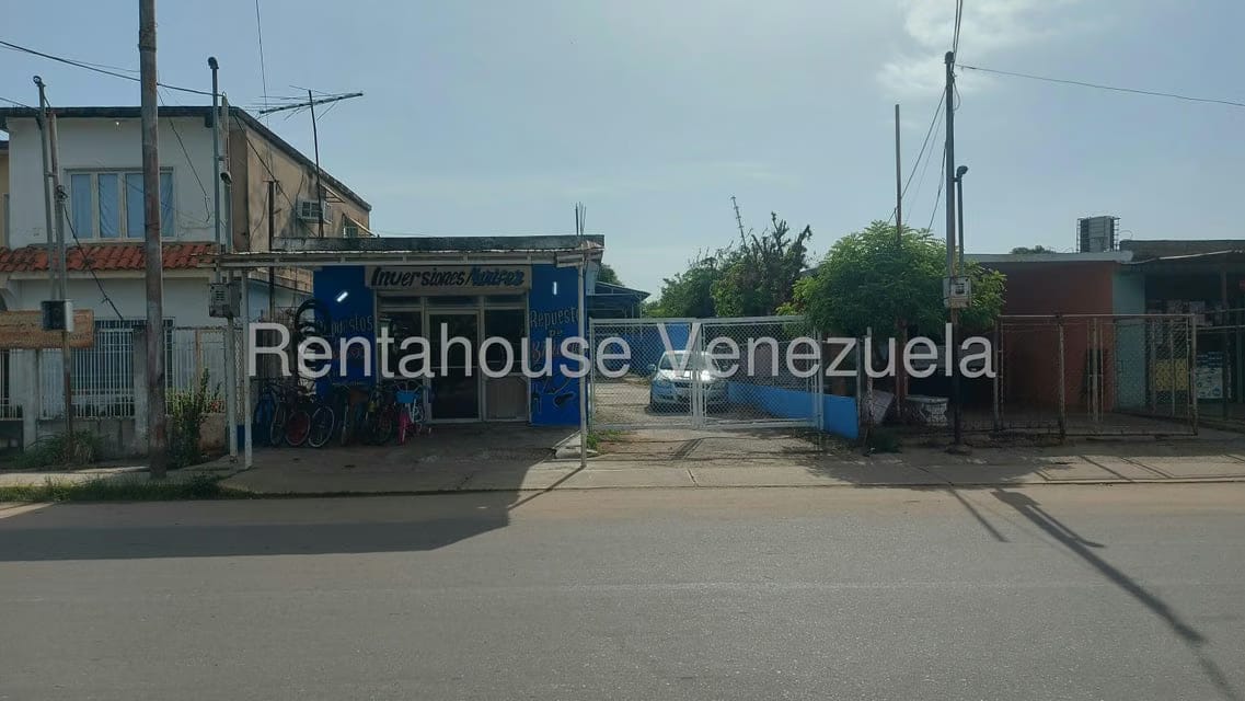 Comercial (Local Comercial) en Venta en Avenida 32, Zulia - 3