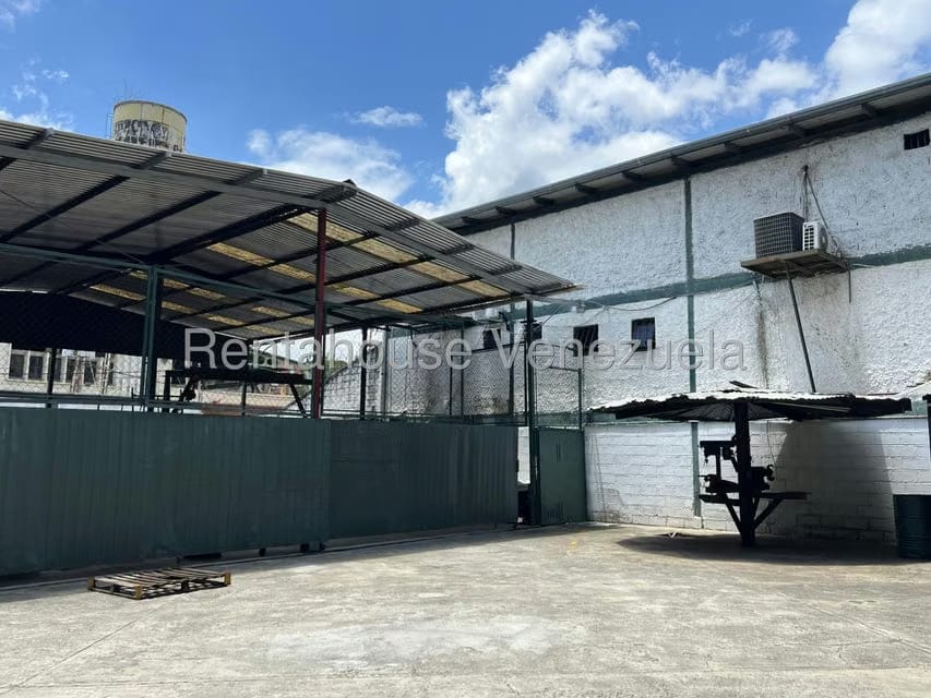 Comercial (Galpon - Deposito) en Alquiler en Guatire, Miranda - 5