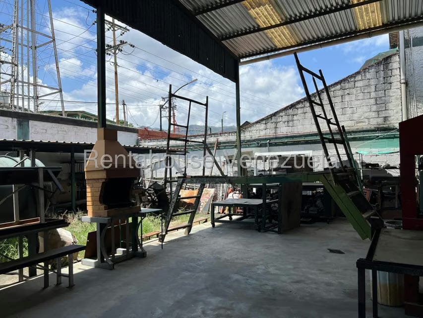 Comercial (Galpon - Deposito) en Alquiler en Guatire, Miranda - 8
