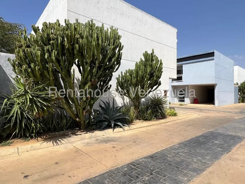Casa (Multipes Niveles) en Venta en Sector La Floresta, Falcon - 22