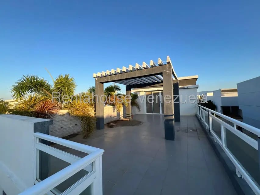 Casa (Multipes Niveles) en Venta en Sector La Floresta, Falcon - 27