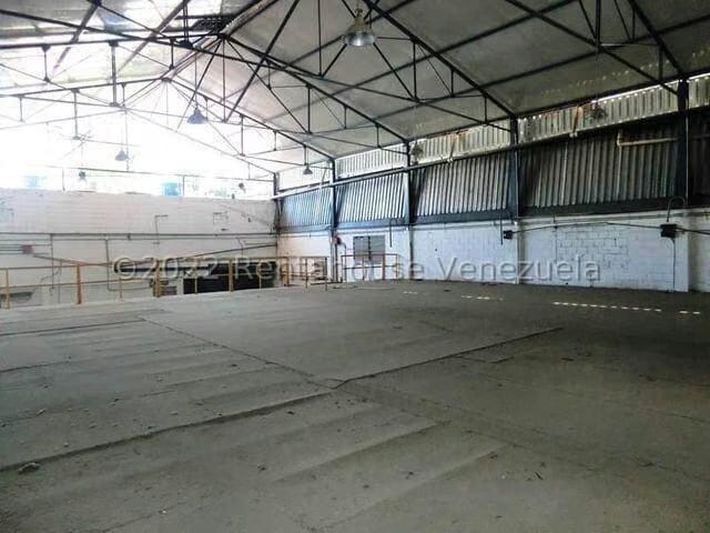 Comercial (Galpon - Deposito) en Alquiler en Guarenas, Miranda - 2