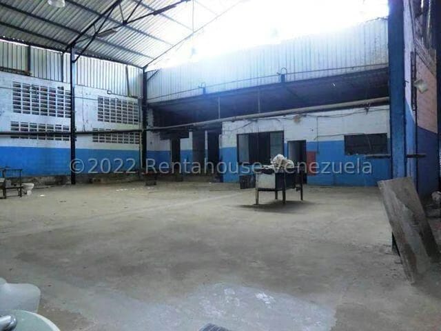 Comercial (Galpon - Deposito) en Alquiler en Guarenas, Miranda - 11