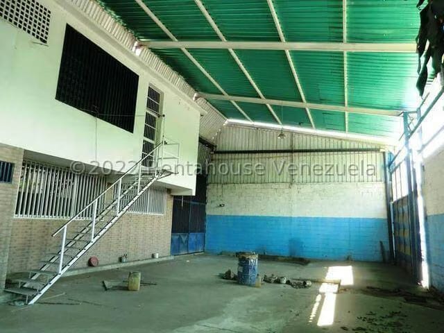 Comercial (Galpon - Deposito) en Alquiler en Guarenas, Miranda - 12