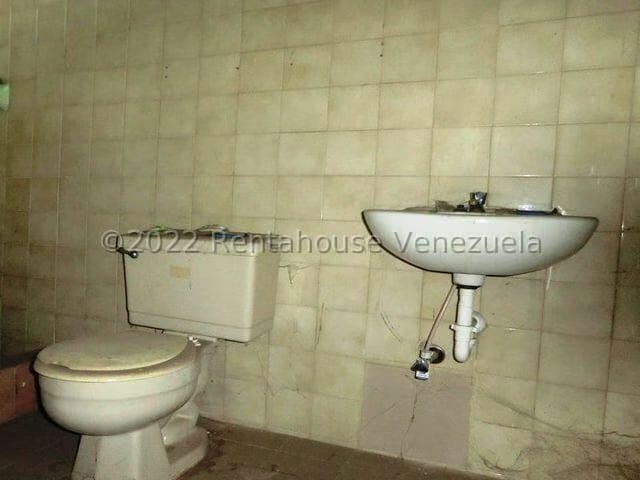 Comercial (Galpon - Deposito) en Alquiler en Guarenas, Miranda - 25