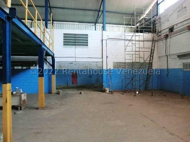 Comercial (Galpon - Deposito) en Alquiler en Guarenas, Miranda - 9