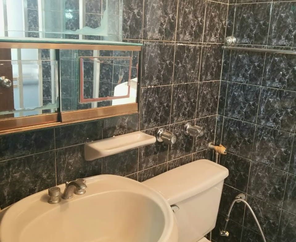 EXCTE. APTO. EN LA MEJOR ZONA DE CARACAS EN VENTA - 9