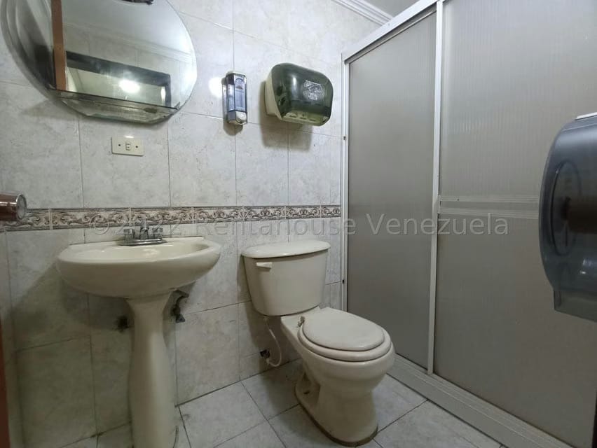 Comercial (Edificio) en Venta en Avenida Constitucion, Aragua - 18