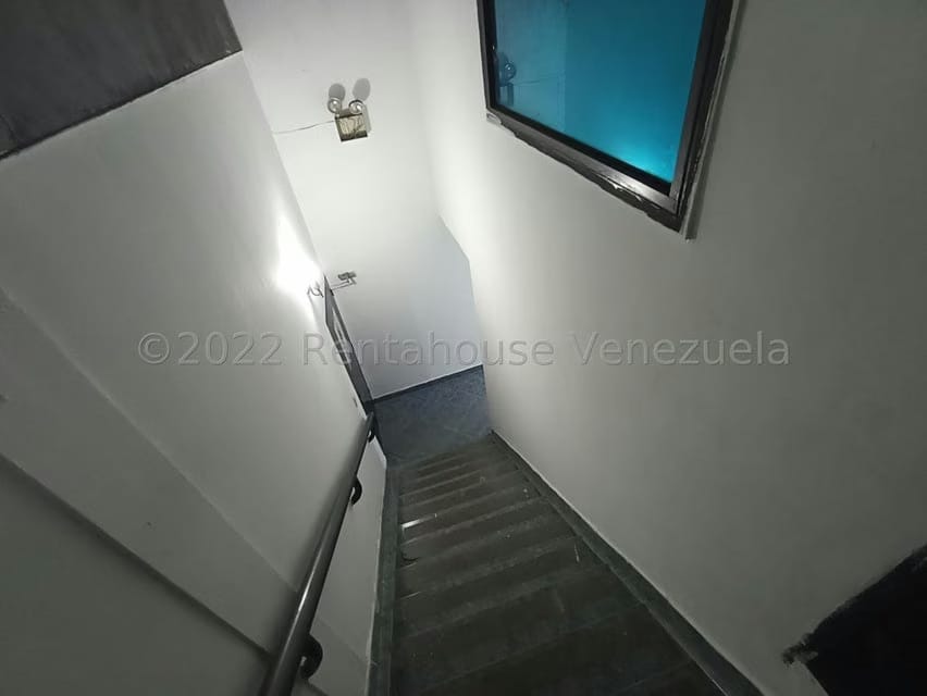 Comercial (Edificio) en Venta en Avenida Constitucion, Aragua - 21