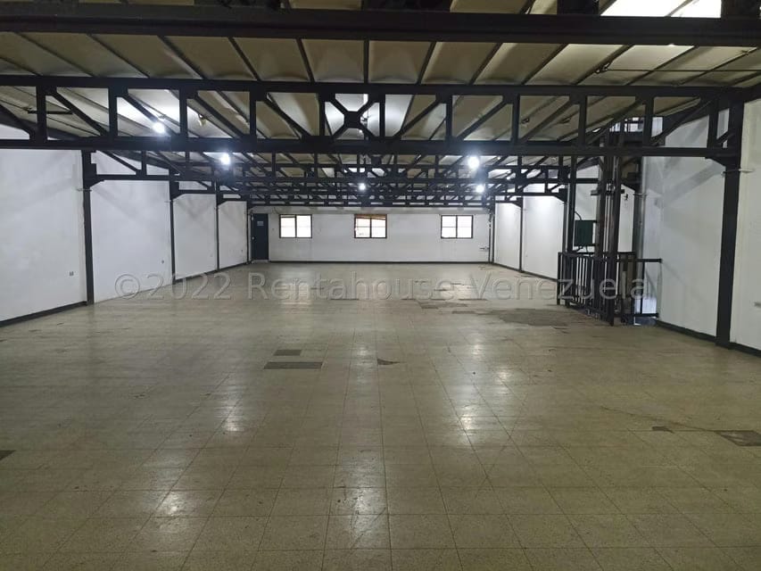 Comercial (Edificio) en Venta en Avenida Constitucion, Aragua - 40