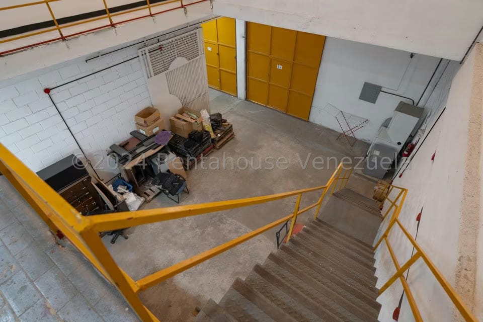 Negocios y Empresas (Mayorista y Distribucion) en Venta en Mampote, Miranda - 14