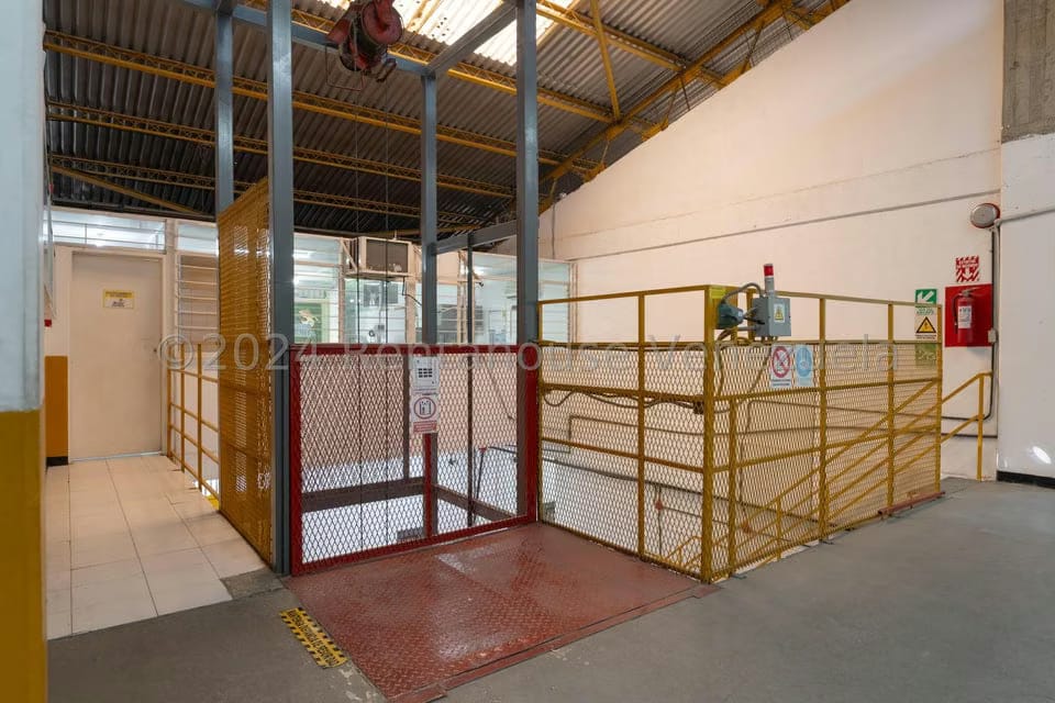 Negocios y Empresas (Mayorista y Distribucion) en Venta en Mampote, Miranda - 20