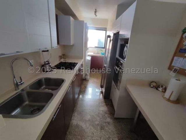 APARTAMENTO EN VENTA – YENNIEF ROJAS - 3