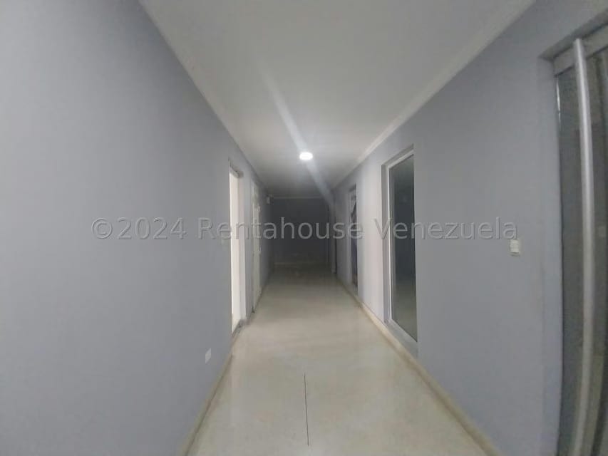Comercial (Oficina) en Alquiler en Zona Industrial, Carabobo - 4