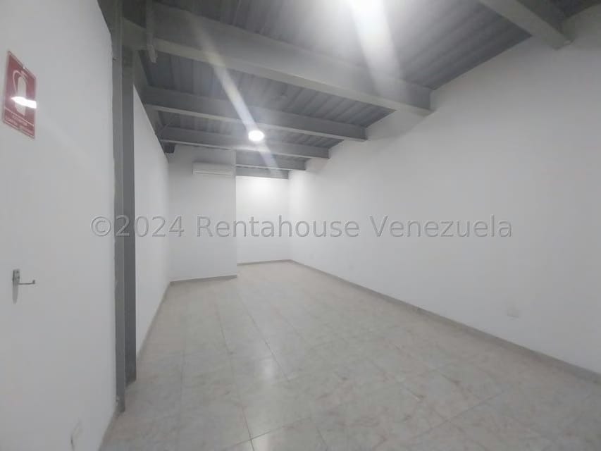 Comercial (Oficina) en Alquiler en Zona Industrial, Carabobo - 6