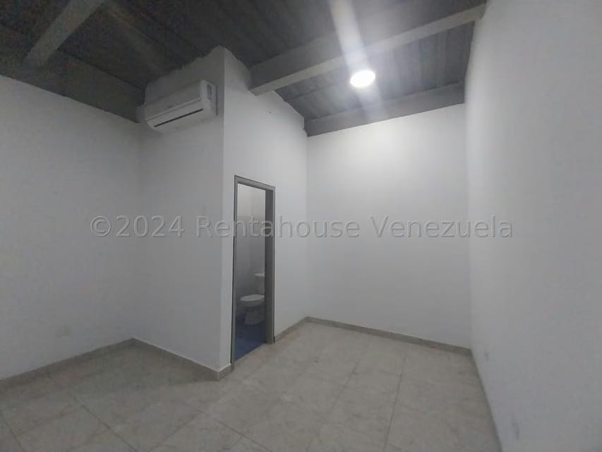 Comercial (Oficina) en Alquiler en Zona Industrial, Carabobo - 10