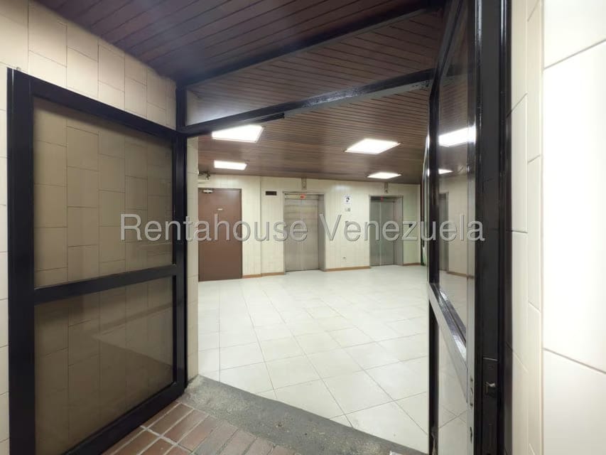 Comercial (Oficina) en Alquiler en Los Caobos, Distrito Metropolitano - 18