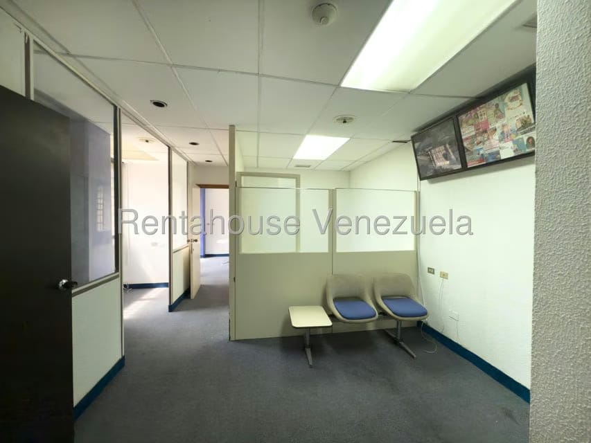 Comercial (Oficina) en Alquiler en Los Caobos, Distrito Metropolitano - 3
