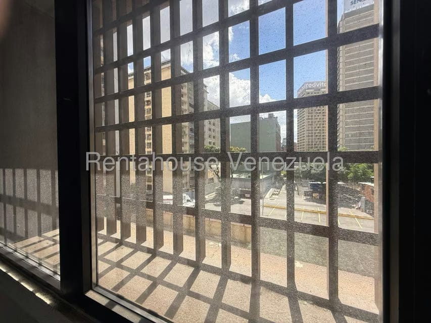 Comercial (Oficina) en Alquiler en Los Caobos, Distrito Metropolitano - 8