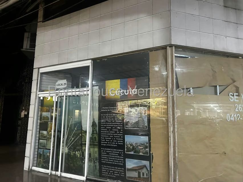 Comercial (Local Comercial) en Alquiler en Chacaito, Distrito Metropolitano