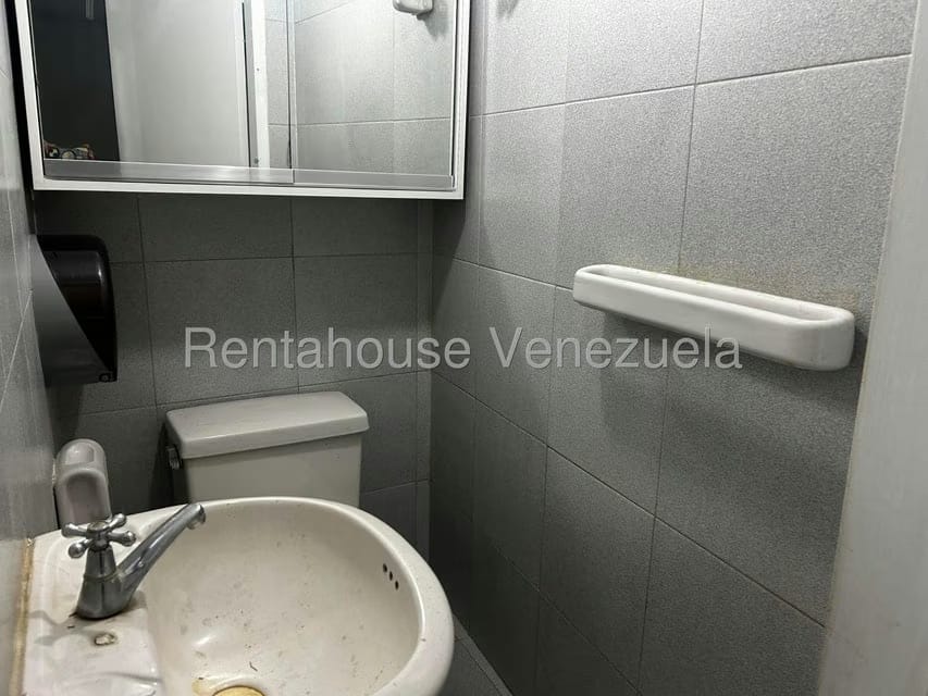 Comercial (Local Comercial) en Alquiler en Chacaito, Distrito Metropolitano - 11
