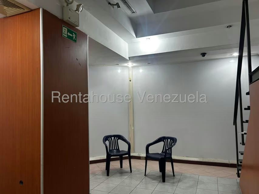 Comercial (Local Comercial) en Alquiler en Chacaito, Distrito Metropolitano - 3