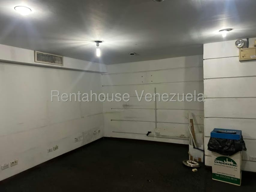 Comercial (Local Comercial) en Alquiler en Chacaito, Distrito Metropolitano - 9