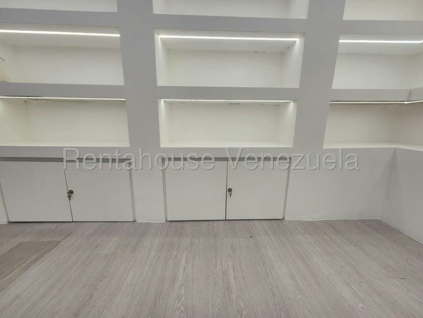 Comercial (Oficina) en Alquiler en La Trinidad, Distrito Metropolitano - 8