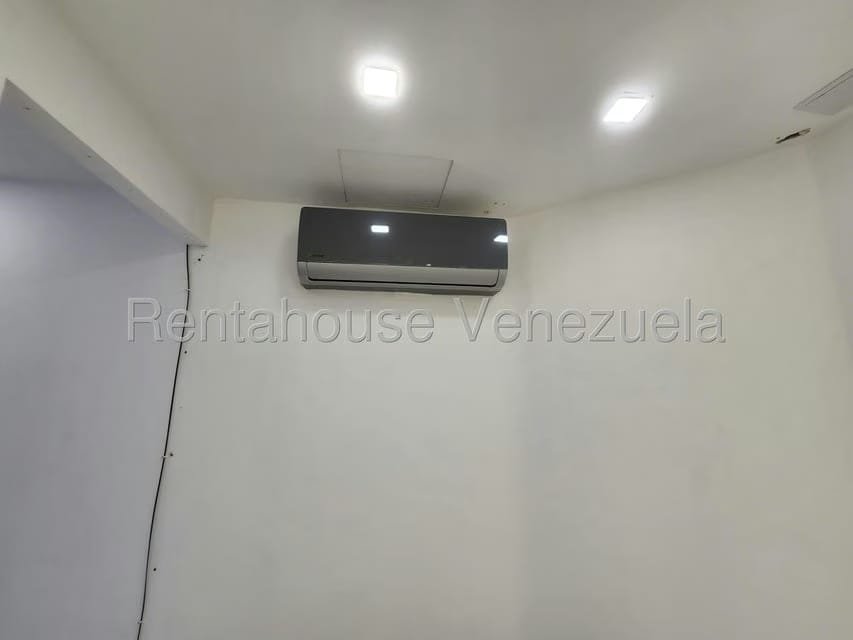 Comercial (Oficina) en Alquiler en La Trinidad, Distrito Metropolitano - 9