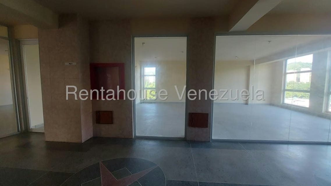 Comercial (Oficina) en Alquiler en Las Acacias, Carabobo - 2