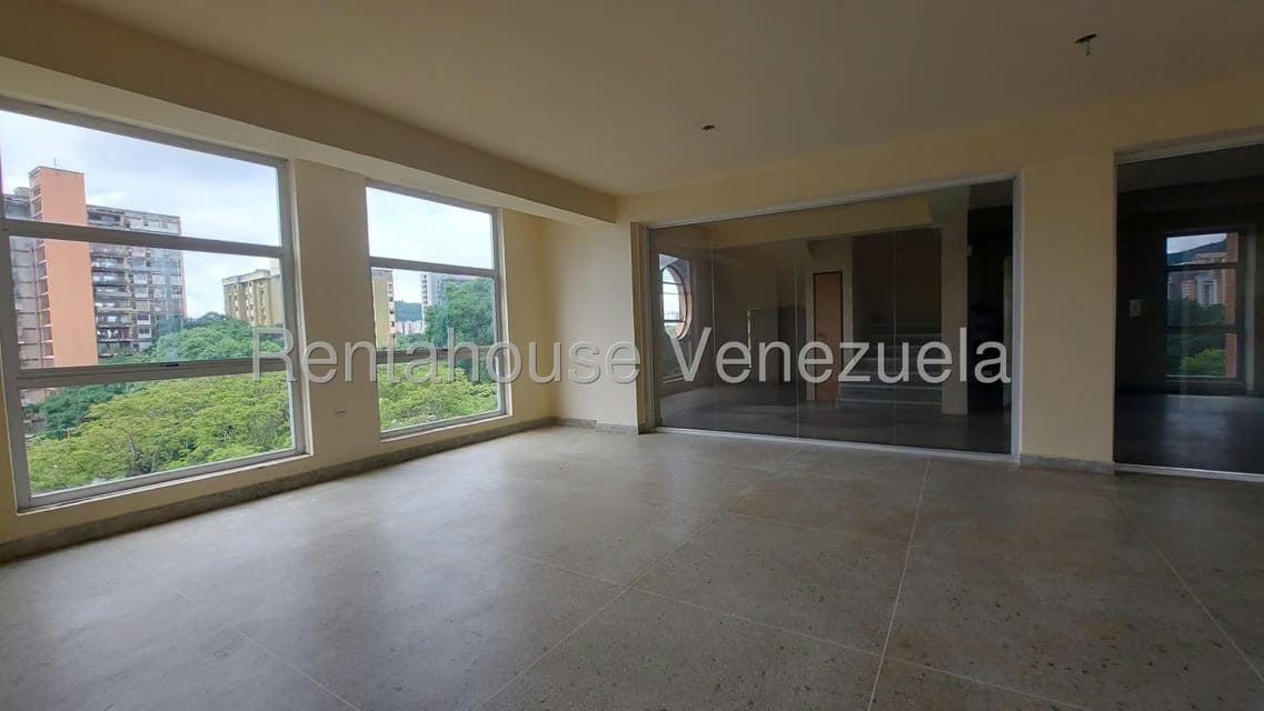 Comercial (Oficina) en Alquiler en Las Acacias, Carabobo - 8