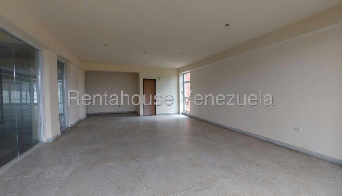 Comercial (Oficina) en Alquiler en Las Acacias, Carabobo - 9