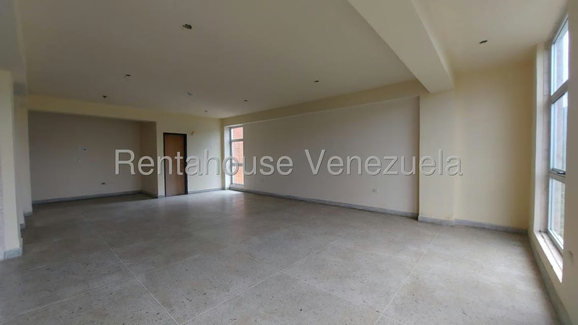 Comercial (Oficina) en Alquiler en Las Acacias, Carabobo - 10
