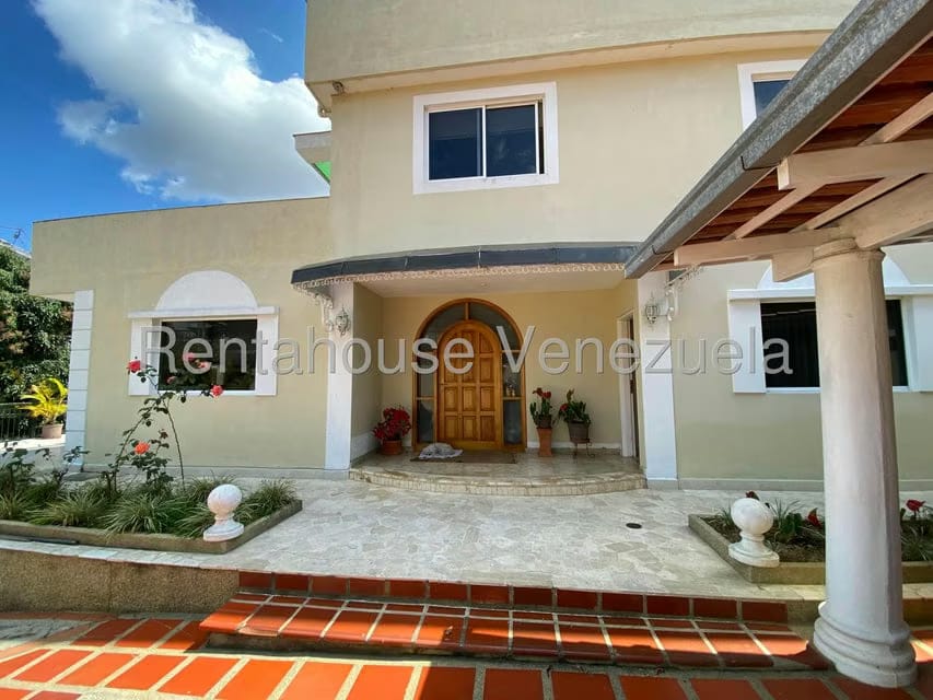Casa (Multipes Niveles) en Venta en La Union, Distrito Metropolitano - 2