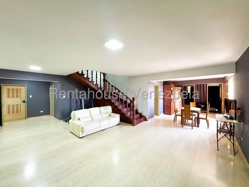 Apartamento (Penthouse) en Alquiler en San Bernardino, Distrito Metropolitano - 12