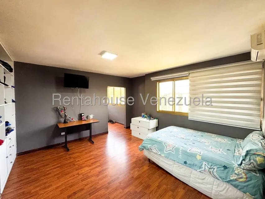 Apartamento (Penthouse) en Alquiler en San Bernardino, Distrito Metropolitano - 36