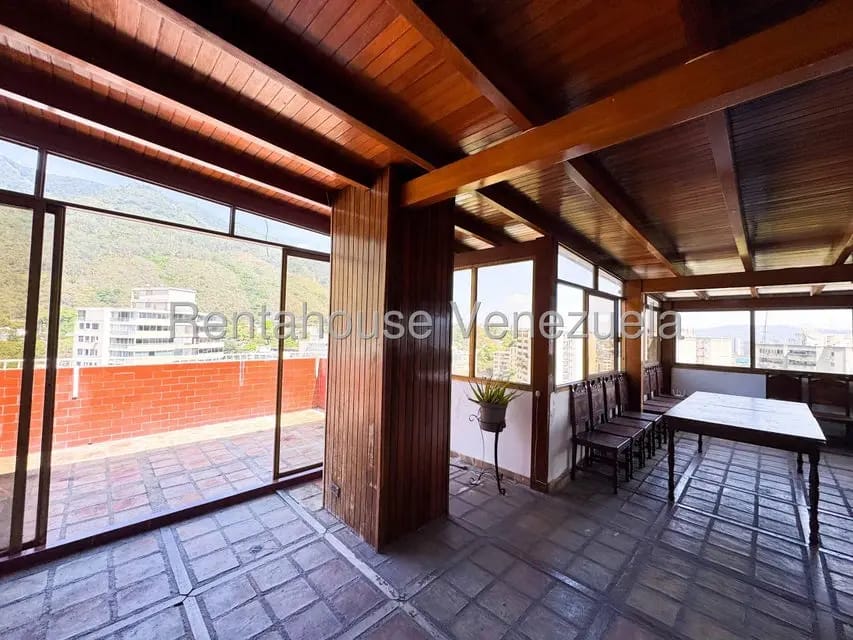 Apartamento (Penthouse) en Alquiler en San Bernardino, Distrito Metropolitano - 51