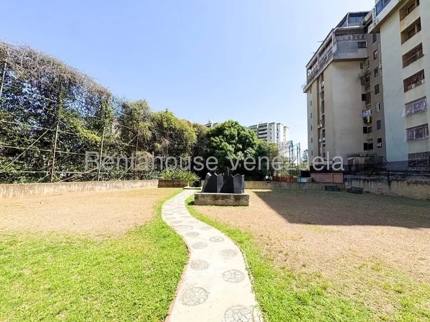 Apartamento (Penthouse) en Alquiler en San Bernardino, Distrito Metropolitano - 52