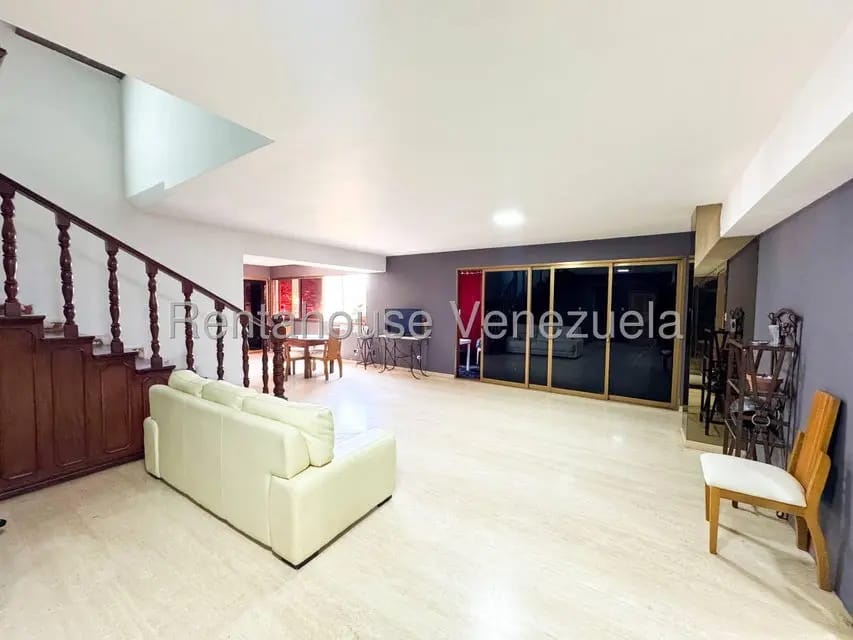 Apartamento (Penthouse) en Alquiler en San Bernardino, Distrito Metropolitano - 8