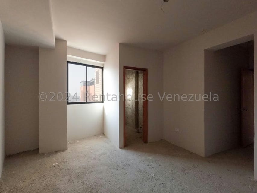 Apartamento (Multiples Niveles) en Venta en Triangulo del Este, Lara - 13